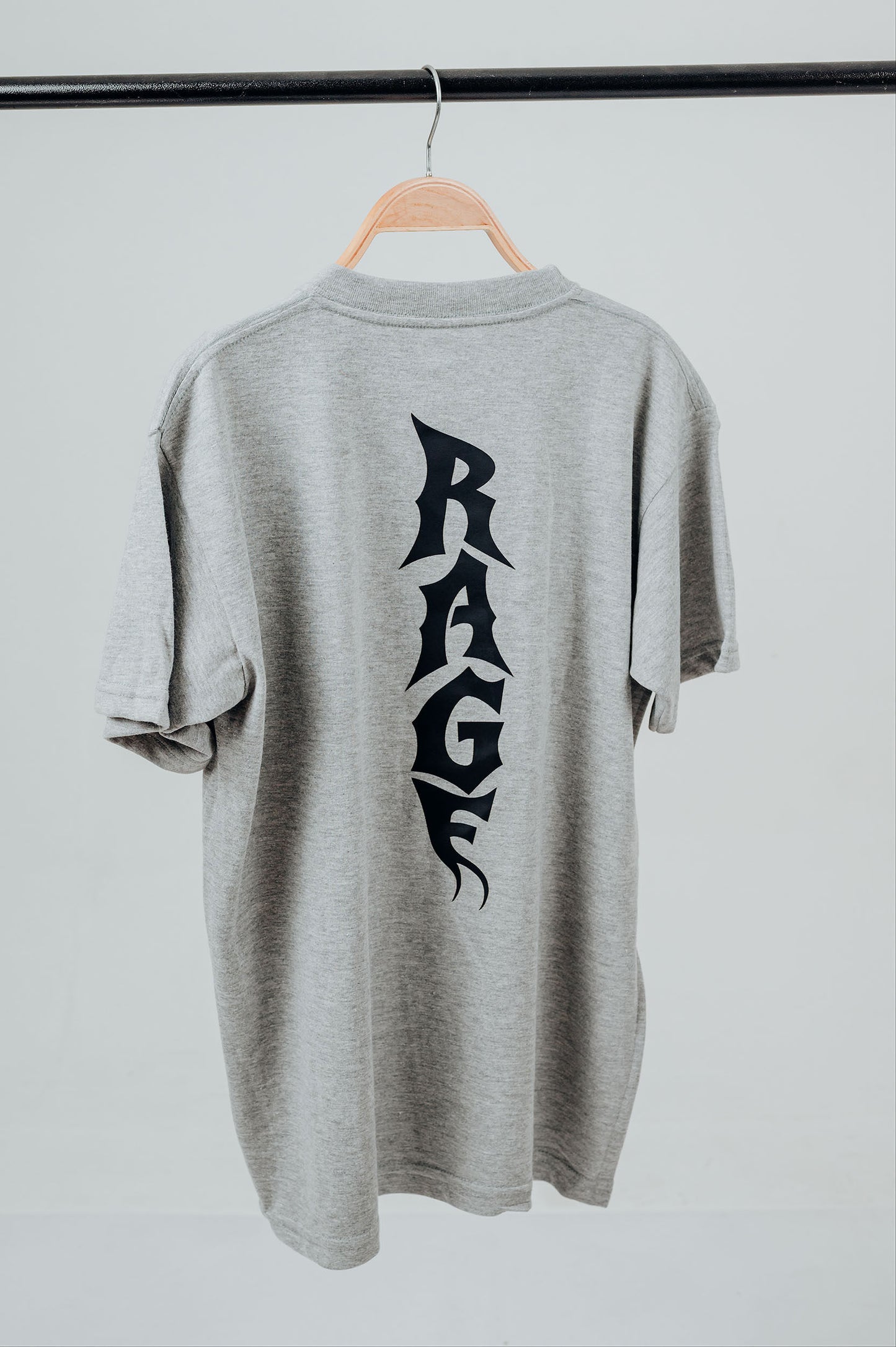 THE LOST LIFE – Camiseta gris  Regular Fit | VYPR Collection