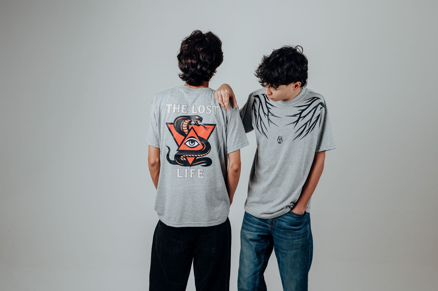 THE LOST LIFE – Camiseta gris  Regular Fit | VYPR Collection